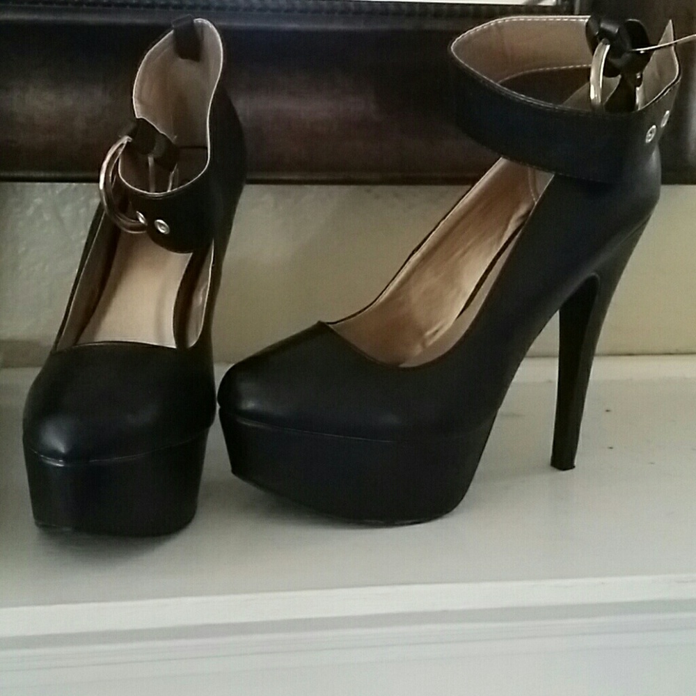 Charlotte Russe Black Platform Ankle Strap Pumps